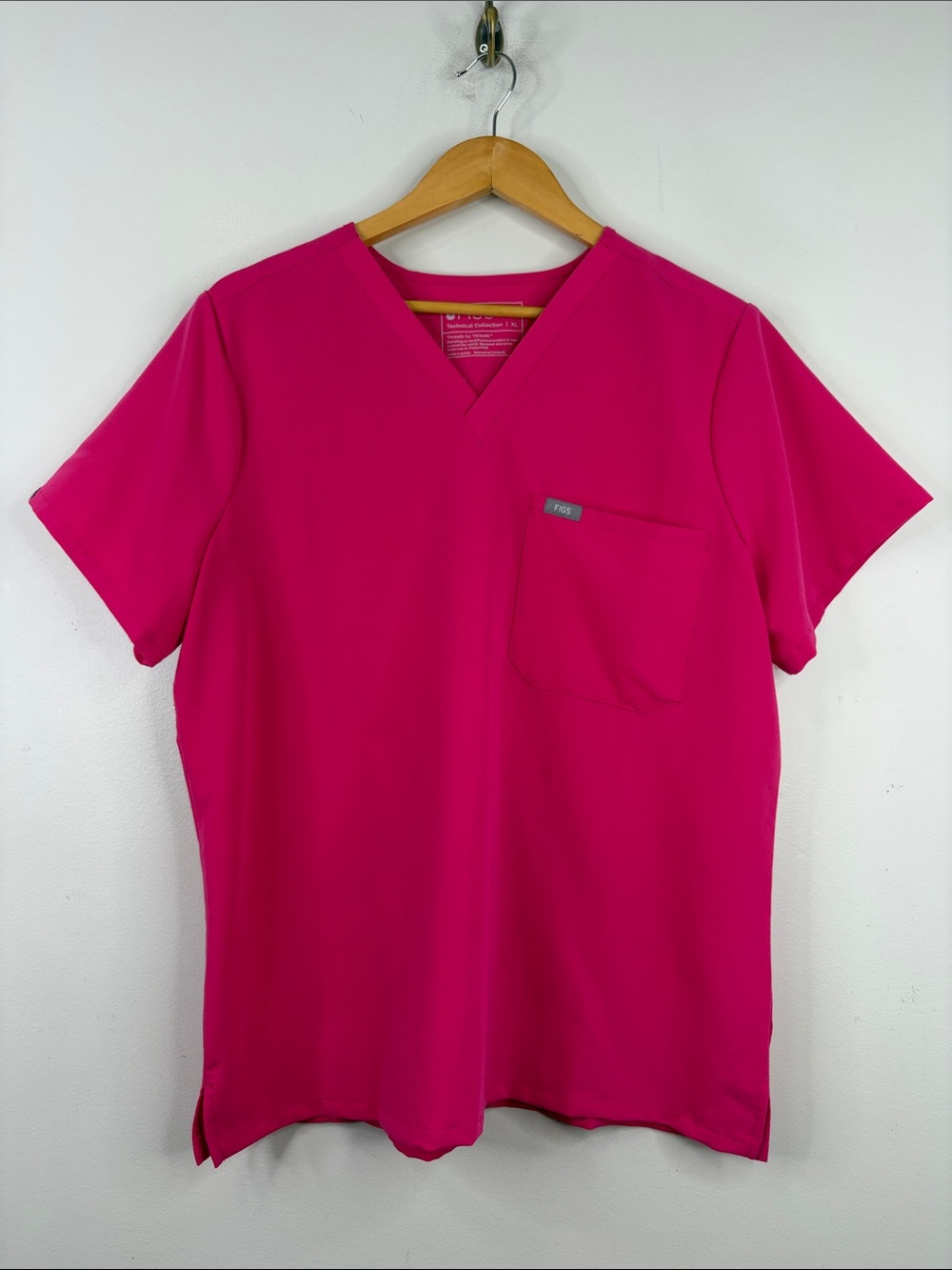 Figs Catarina Scrub Top Womens XL Hot Pink Classic Fit Short Sleeve Uniform